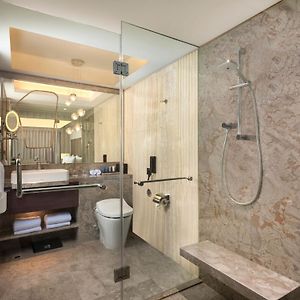 Grande Deluxe Single Room City View